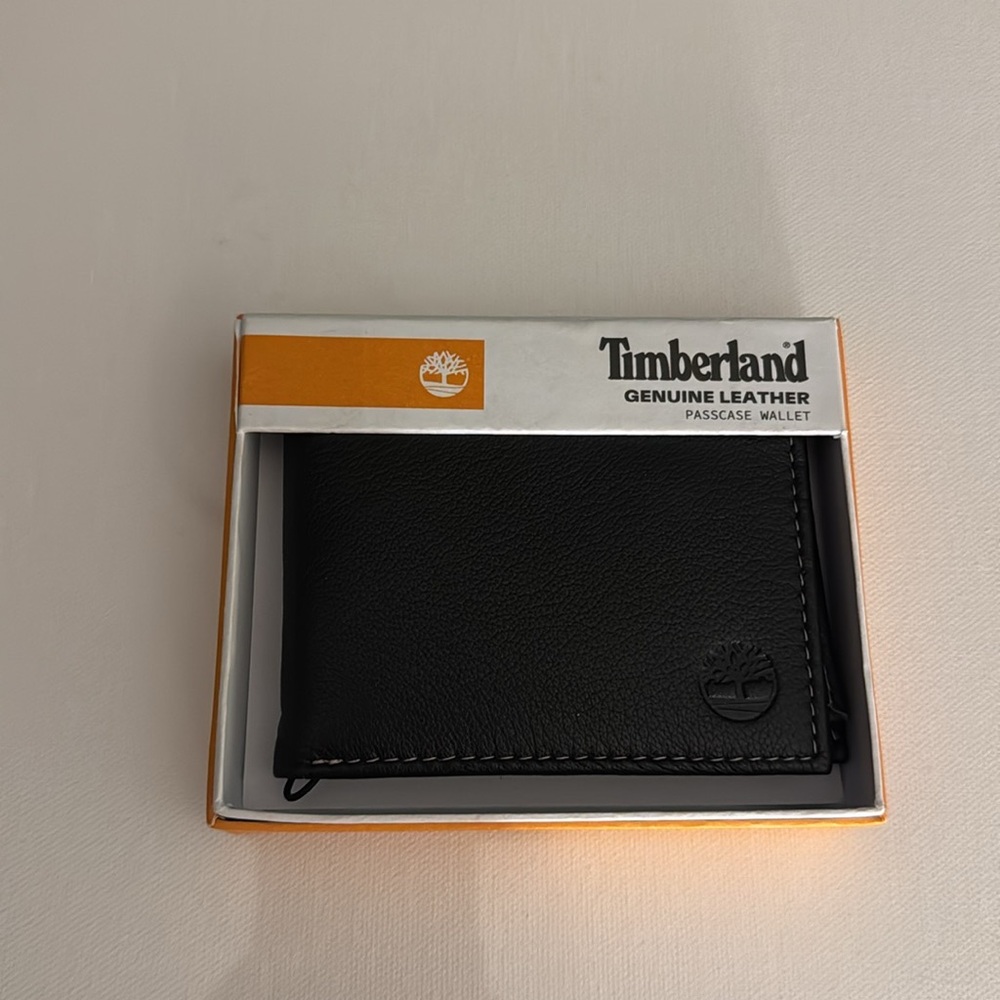 Black Leather Wallet Passcase Timberland